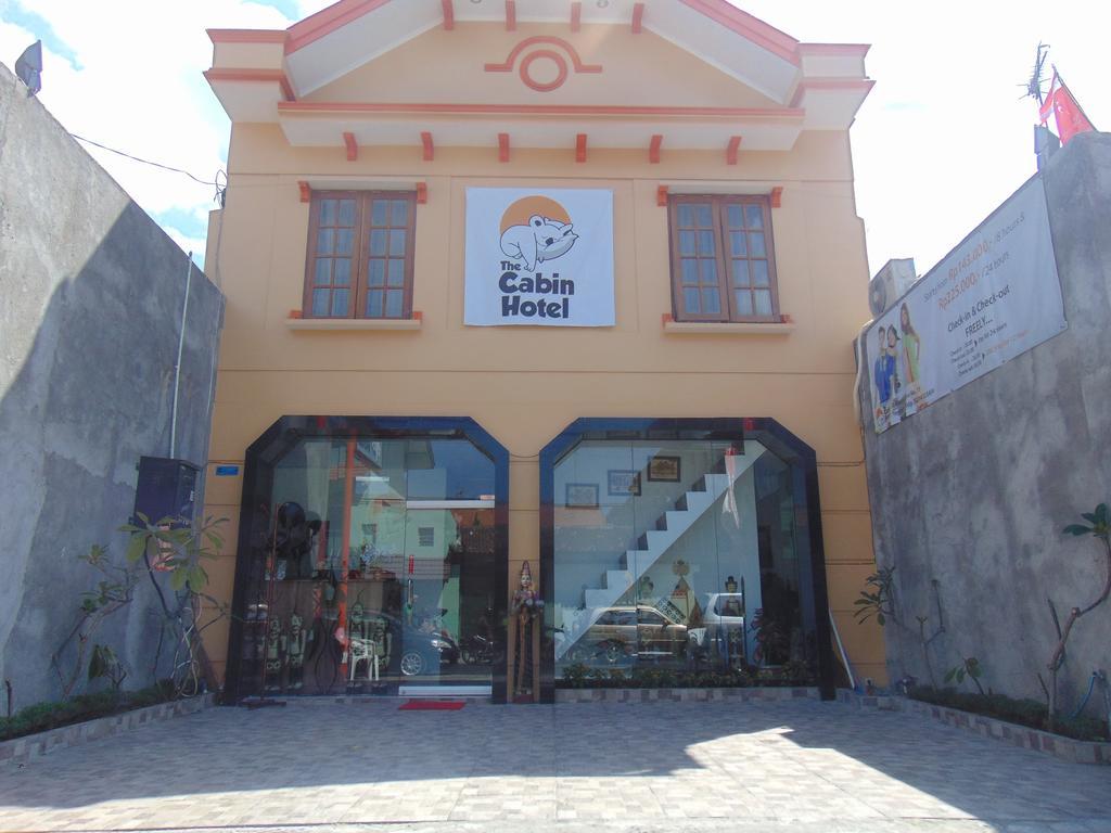 Cabin Hotel Bhayangkara Yogyakarta Exterior photo